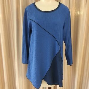 Habitat tunic top with asymmetrical detailing